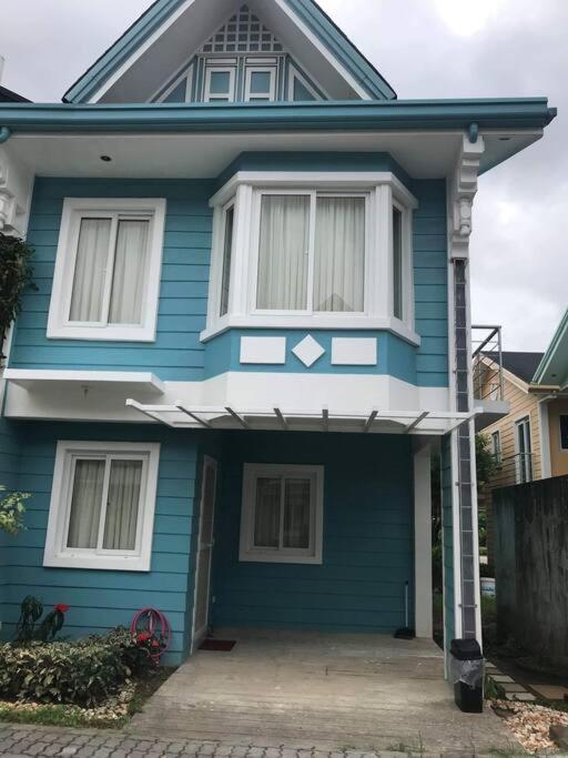 3 Bedrooms 3 Baths Victorian Style Townhouse Fully Furnished バタンガス エクステリア 写真